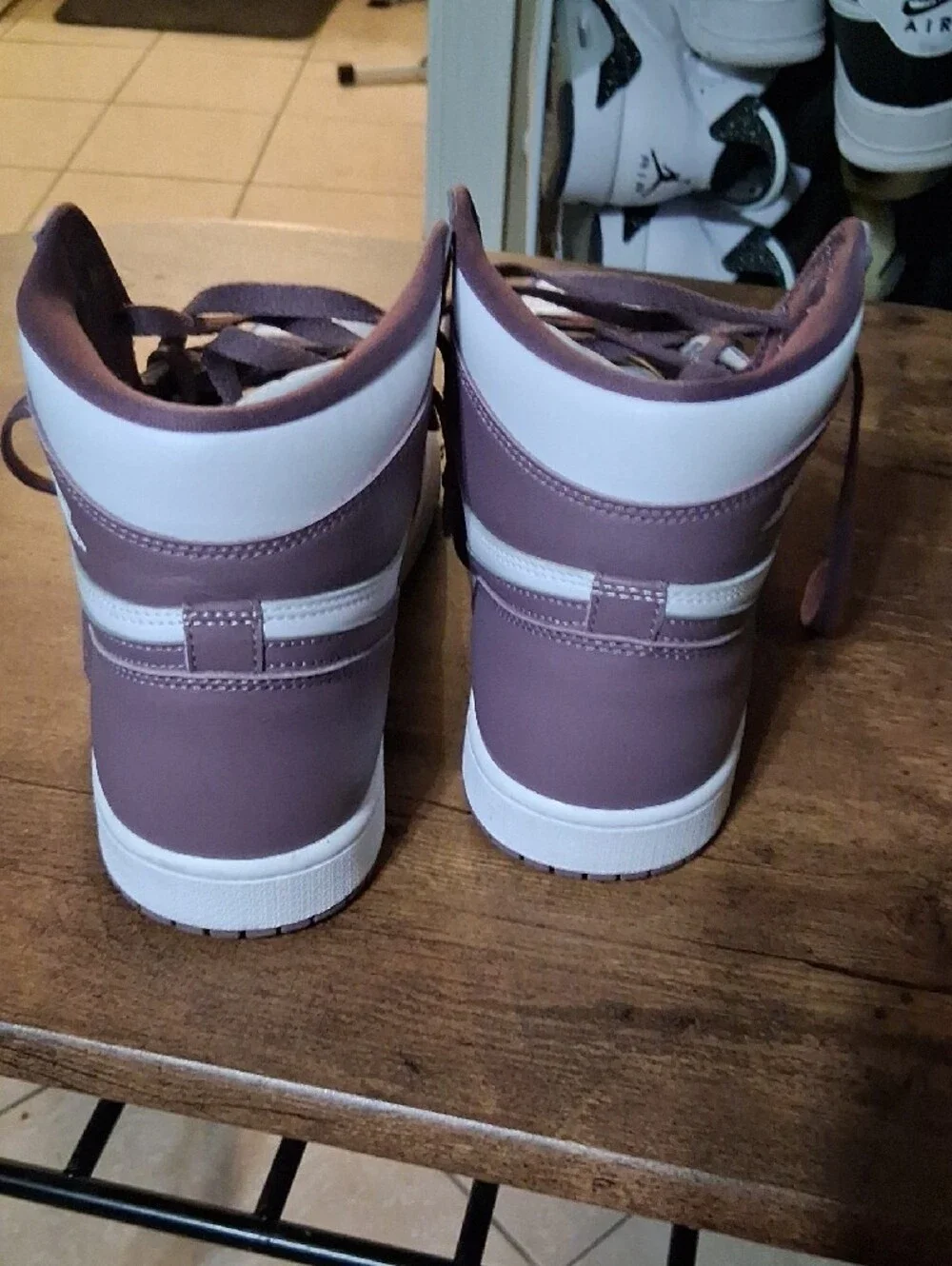 Jordan 1 Mid Men’s Sneakers - Lavender & White